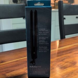 BaBylisspro TITANIUM Mini Flat iron